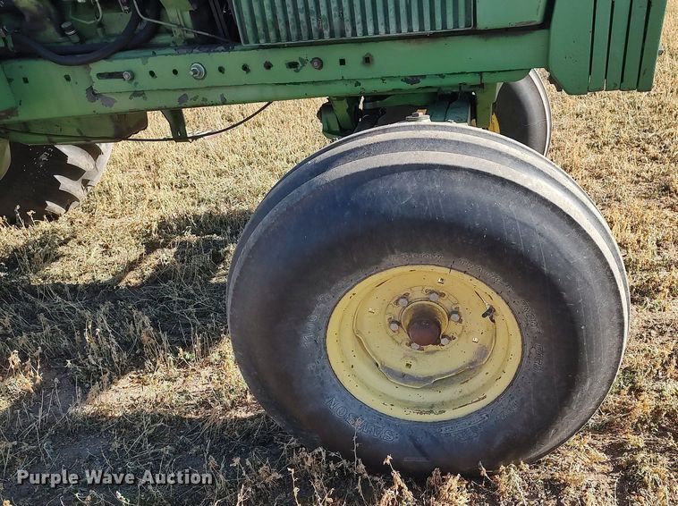 image for item DH1750 1975 John Deere 4430  tractor