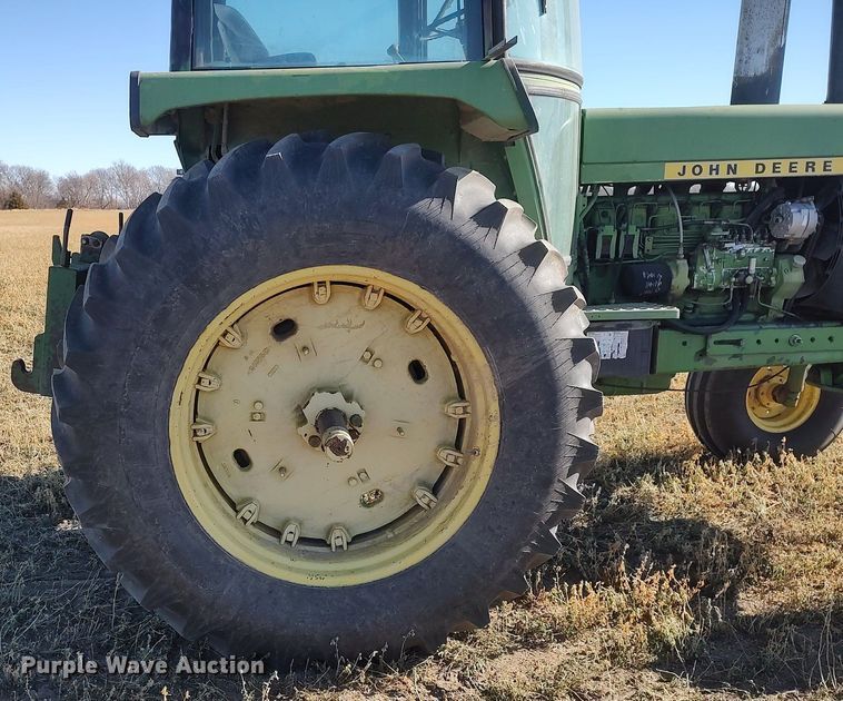 image for item DH1750 1975 John Deere 4430  tractor