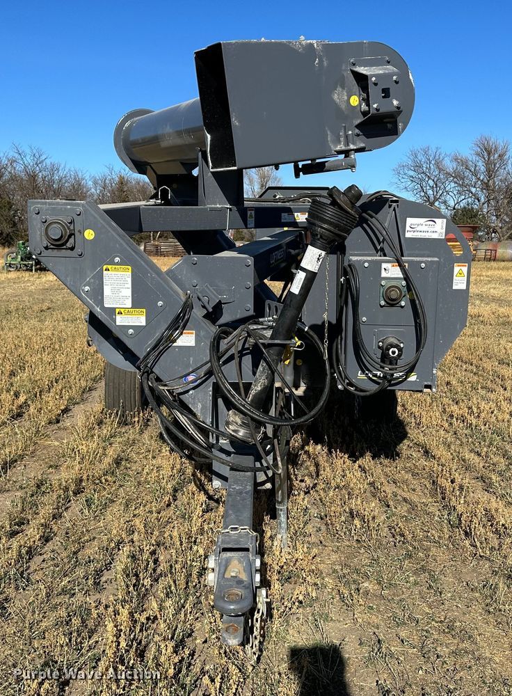 image for item DH1751 2019 Loftness GBU10  grain bag unloader