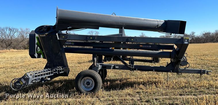 image for item DH1751 2019 Loftness GBU10  grain bag unloader