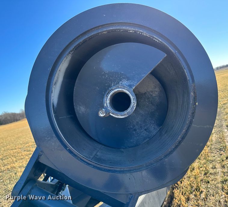 image for item DH1751 2019 Loftness GBU10  grain bag unloader