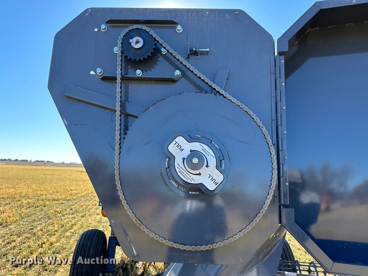 image for item DH1751 2019 Loftness GBU10  grain bag unloader