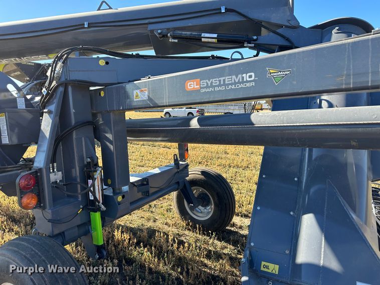 image for item DH1751 2019 Loftness GBU10  grain bag unloader