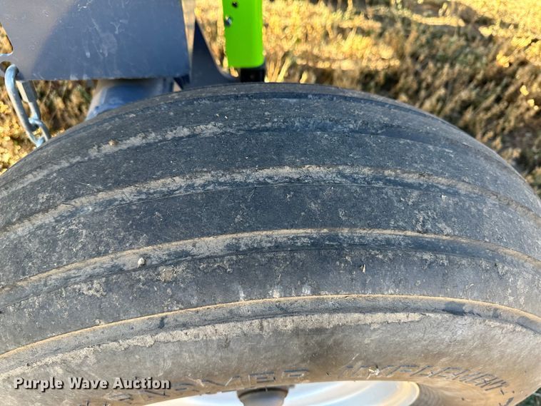 image for item DH1751 2019 Loftness GBU10  grain bag unloader