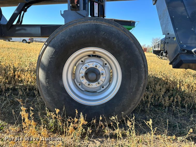 image for item DH1751 2019 Loftness GBU10  grain bag unloader