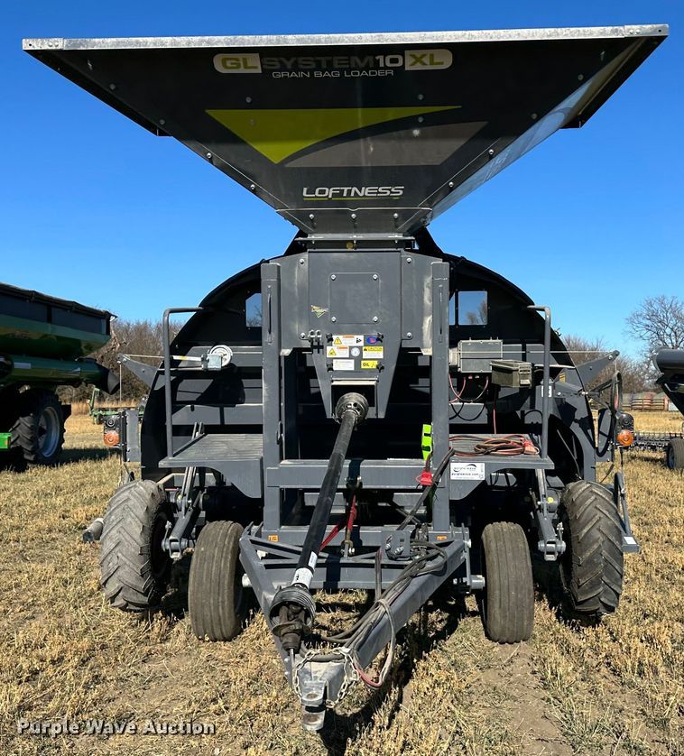 image for item DH1752 2019 Loftness XLB10  grain bagger
