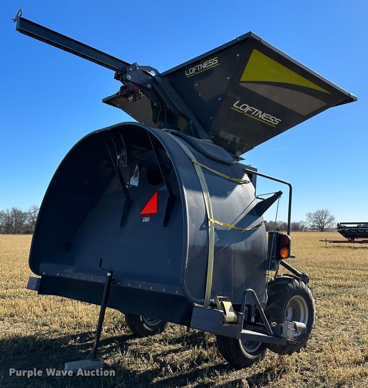 image for item DH1752 2019 Loftness XLB10  grain bagger