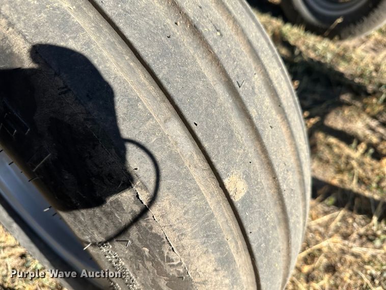 image for item DH1752 2019 Loftness XLB10  grain bagger