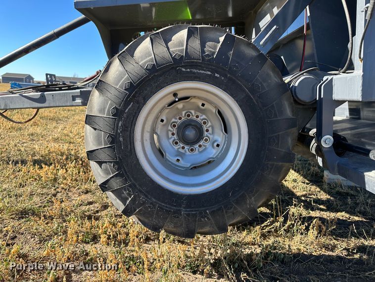 image for item DH1752 2019 Loftness XLB10  grain bagger