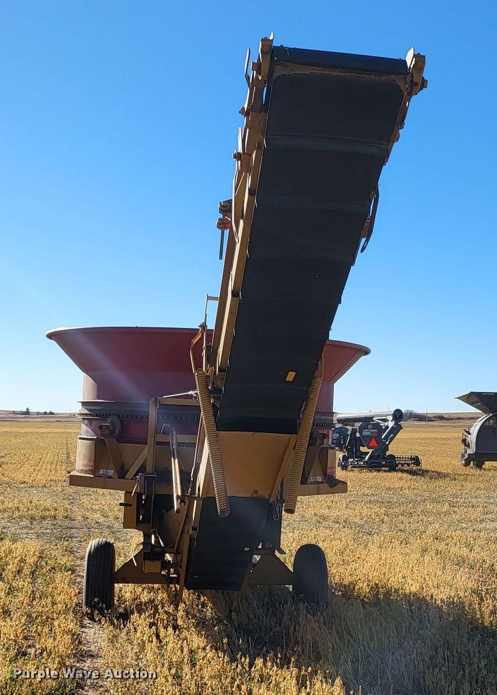 image for item DH1754 HayBuster Big Bite H1000  bale processor