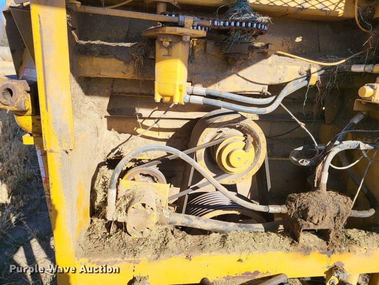 image for item DH1754 HayBuster Big Bite H1000  bale processor