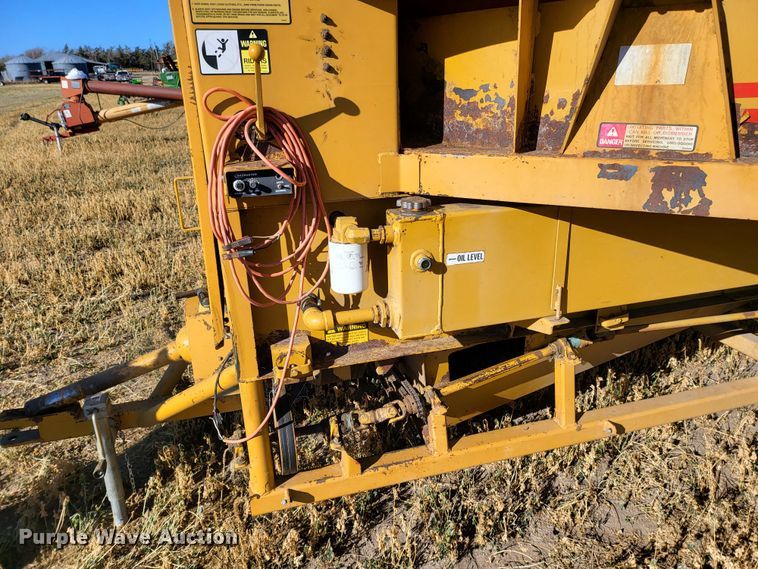 image for item DH1754 HayBuster Big Bite H1000  bale processor
