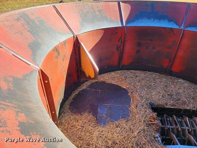 image for item DH1754 HayBuster Big Bite H1000  bale processor