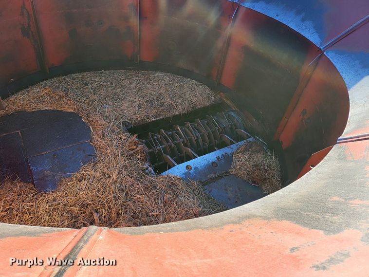 image for item DH1754 HayBuster Big Bite H1000  bale processor