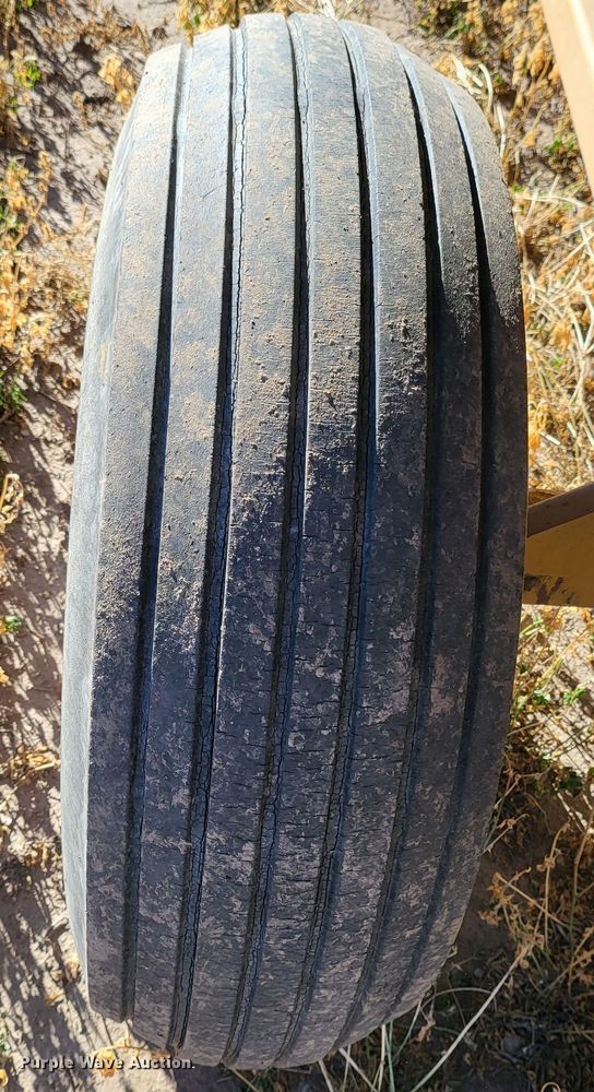 image for item DH1754 HayBuster Big Bite H1000  bale processor