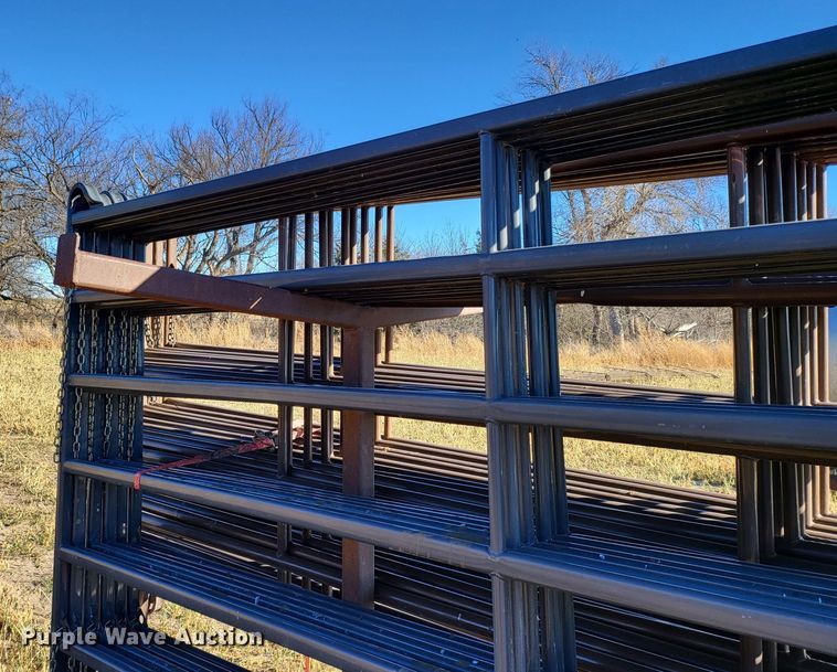 image for item DH1755 Winkel  livestock panel trailer