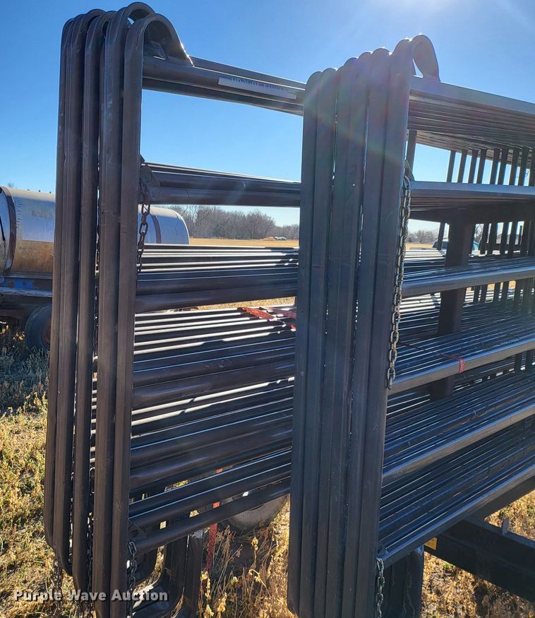 image for item DH1755 Winkel  livestock panel trailer