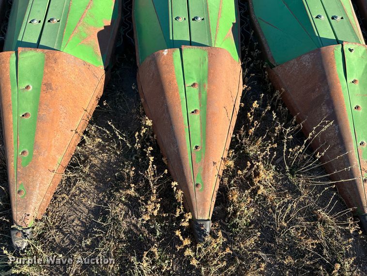 image for item DH1757 John Deere 653A  all-crop head