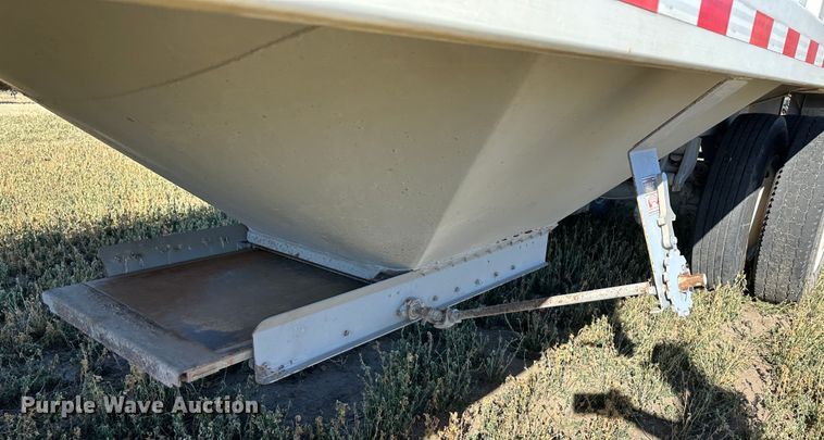 image for item DH1758 2009 Jet  grain trailer