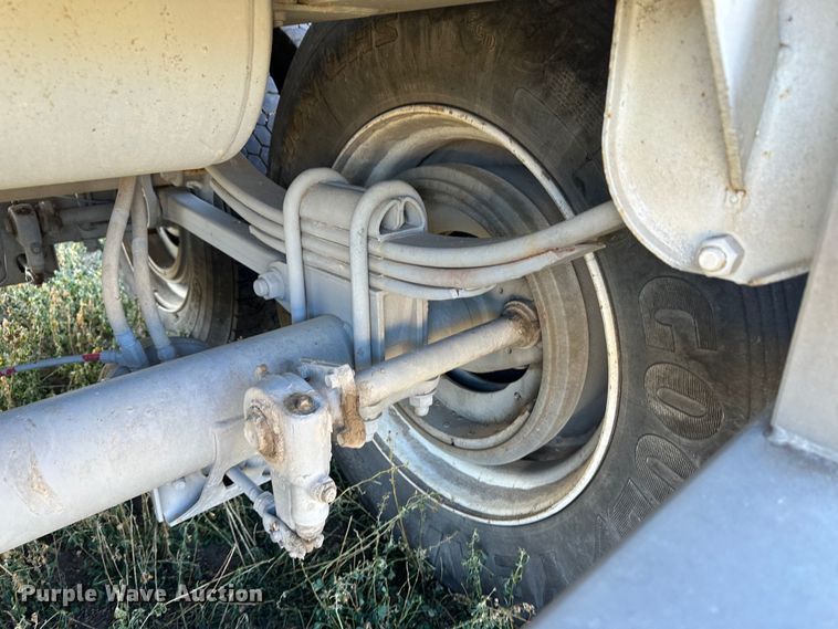 image for item DH1758 2009 Jet  grain trailer