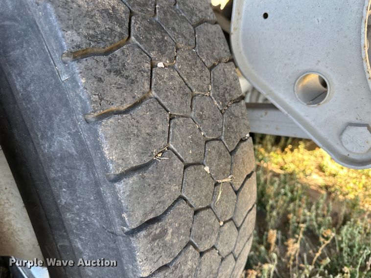 image for item DH1758 2009 Jet  grain trailer