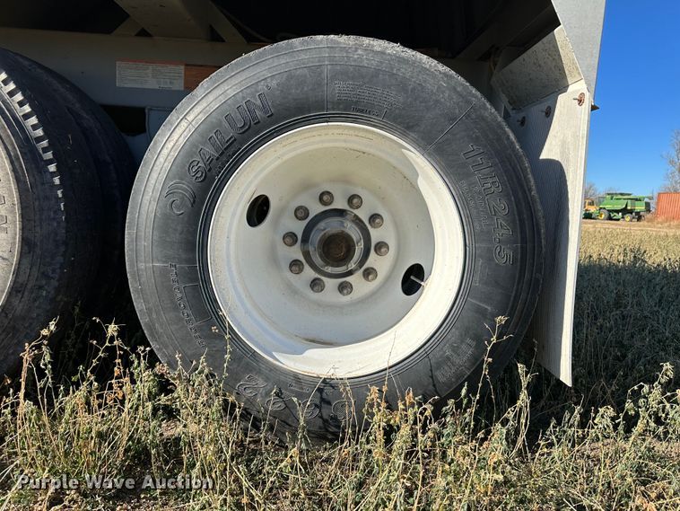 image for item DH1758 2009 Jet  grain trailer