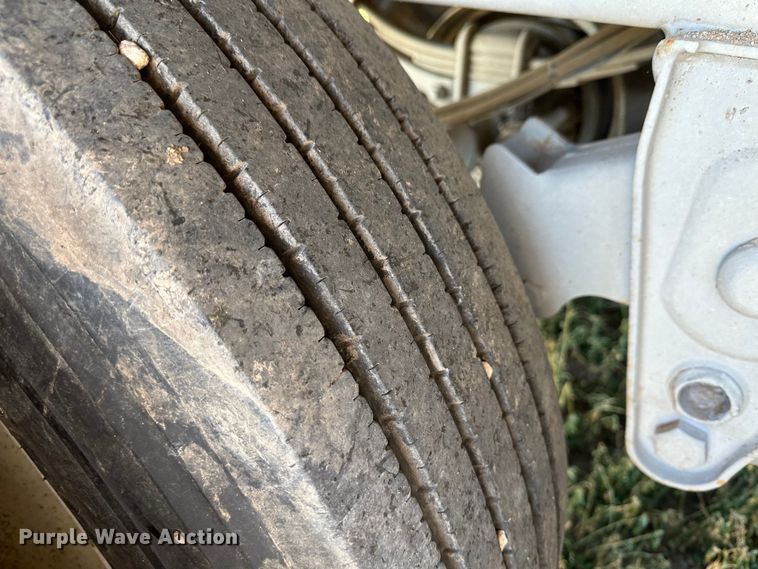 image for item DH1758 2009 Jet  grain trailer