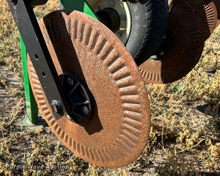 image for item DH1760 Great Plains Sub-Soiler 1300  ripper