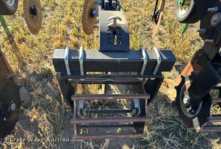 image for item DH1760 Great Plains Sub-Soiler 1300  ripper