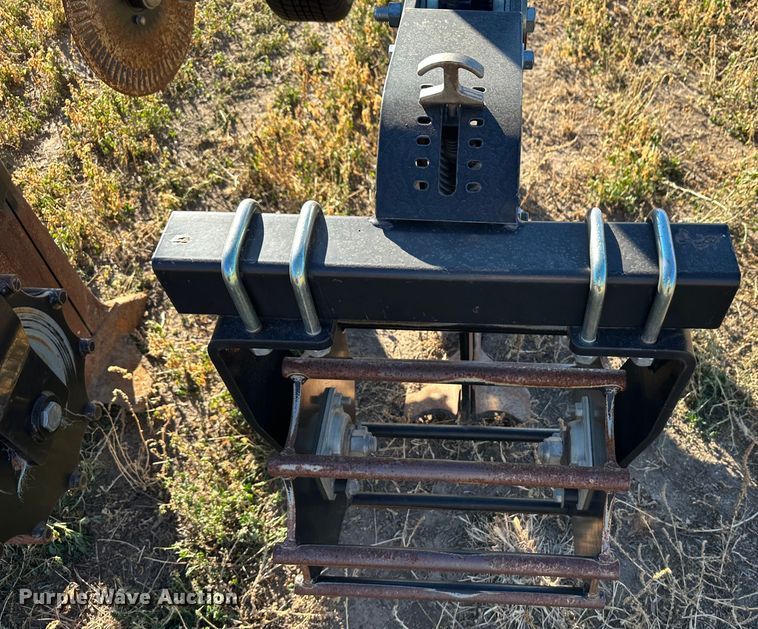 image for item DH1760 Great Plains Sub-Soiler 1300  ripper