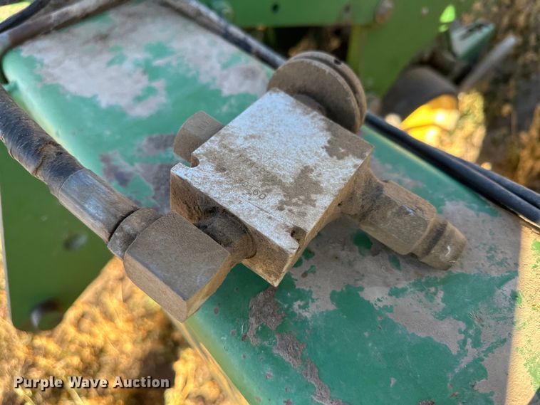 image for item DH1769 John Deere 7300  no-till planter