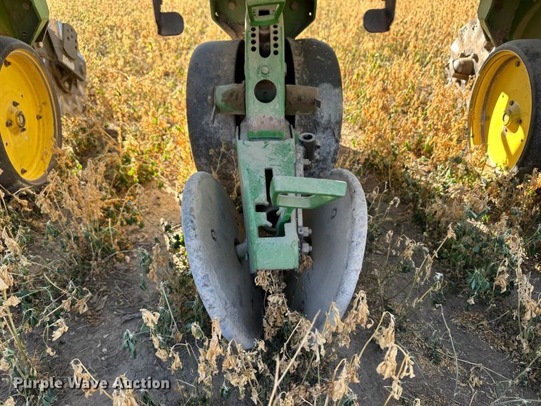 image for item DH1769 John Deere 7300  no-till planter