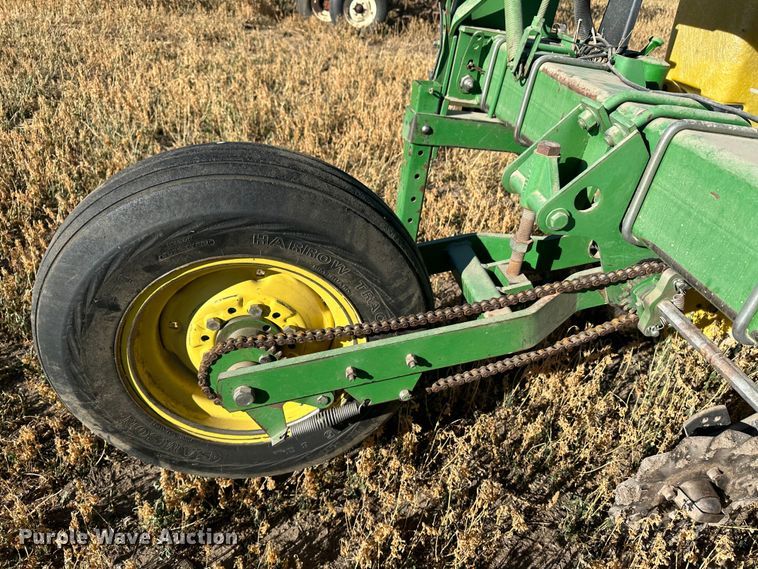 image for item DH1769 John Deere 7300  no-till planter