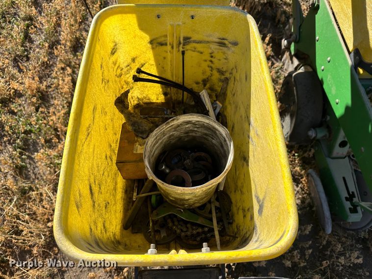 image for item DH1769 John Deere 7300  no-till planter