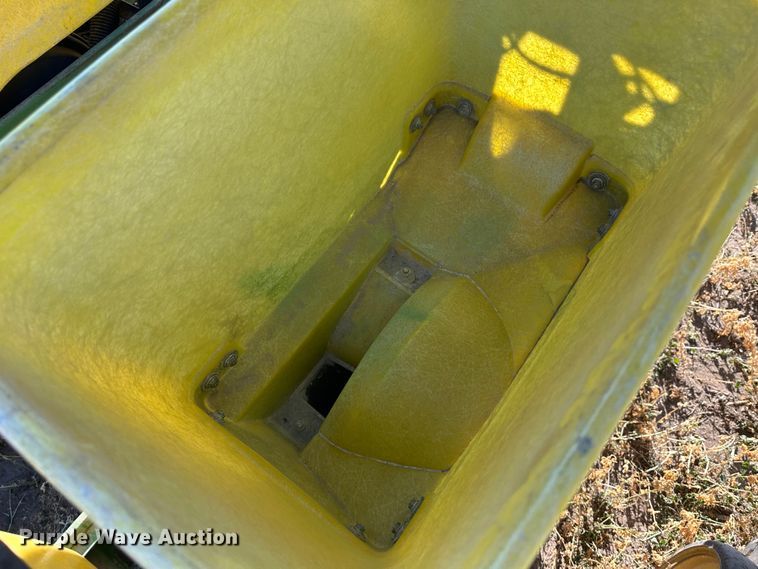 image for item DH1769 John Deere 7300  no-till planter