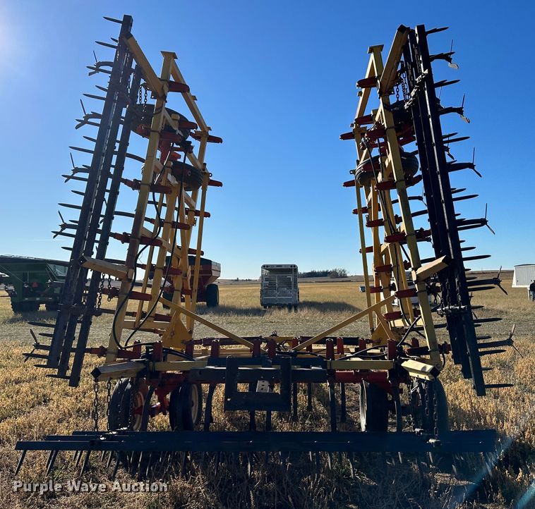 image for item DH1770 Kent 6330  field cultivator