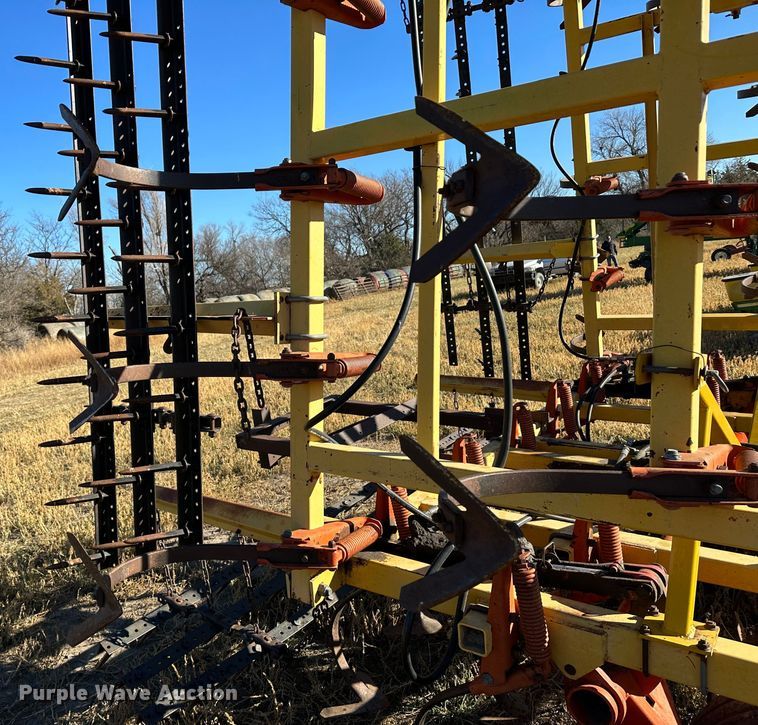 image for item DH1770 Kent 6330  field cultivator