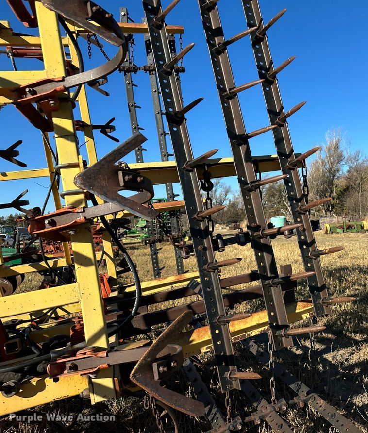 image for item DH1770 Kent 6330  field cultivator