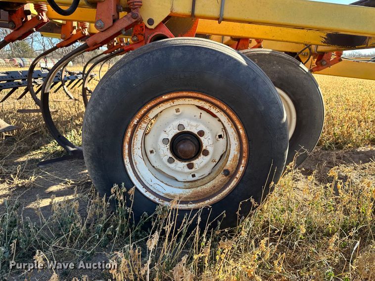 image for item DH1770 Kent 6330  field cultivator