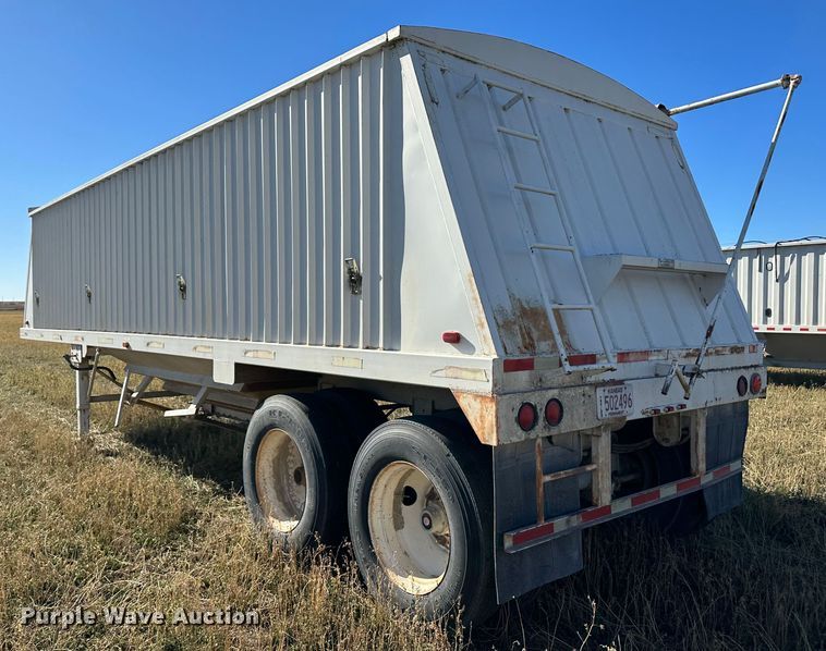 image for item DH1771 1997 DMF GT-2-30  grain trailer