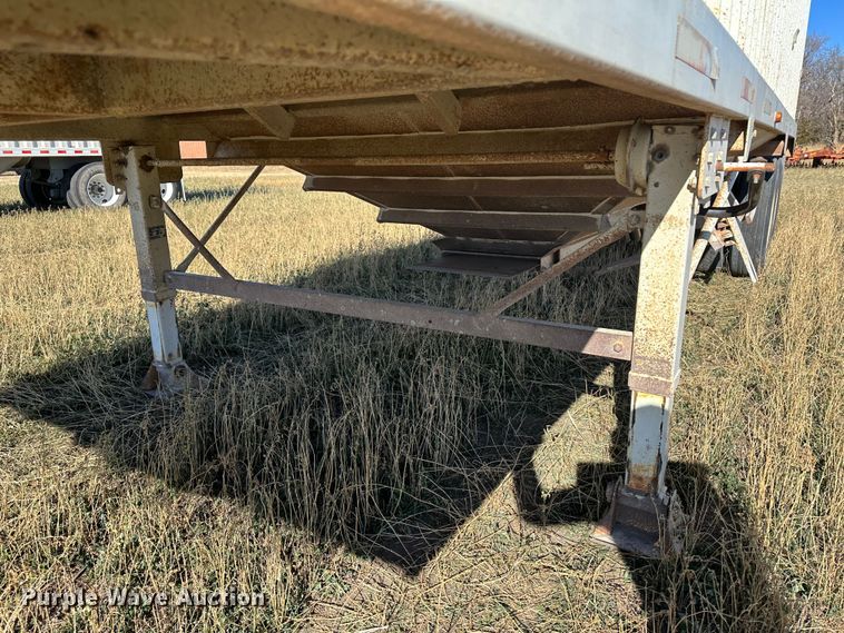 image for item DH1771 1997 DMF GT-2-30  grain trailer