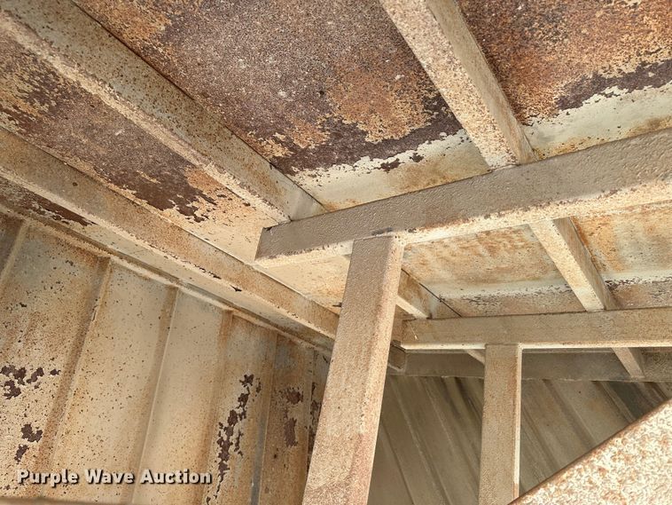 image for item DH1771 1997 DMF GT-2-30  grain trailer