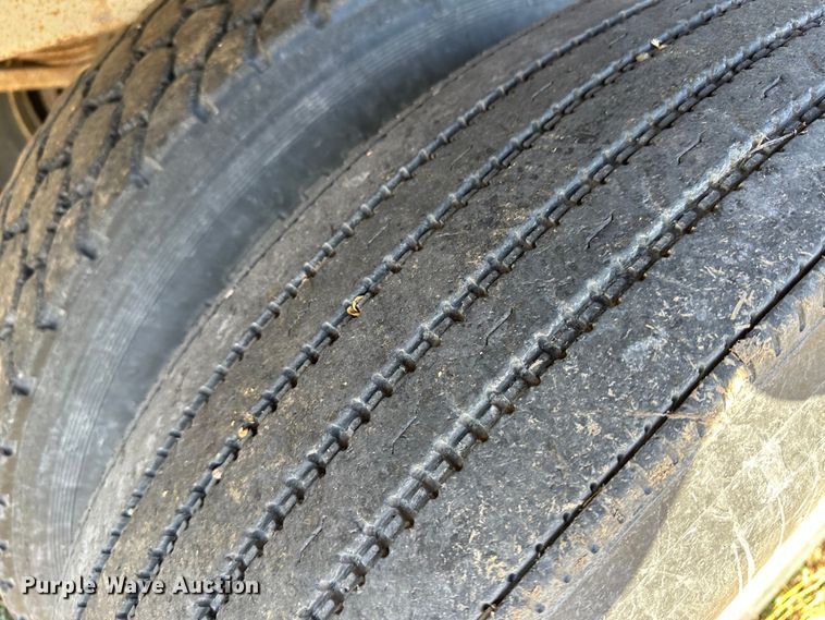 image for item DH1771 1997 DMF GT-2-30  grain trailer