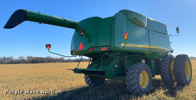 image for item DH1772 2011 John Deere 9770 STS  combine