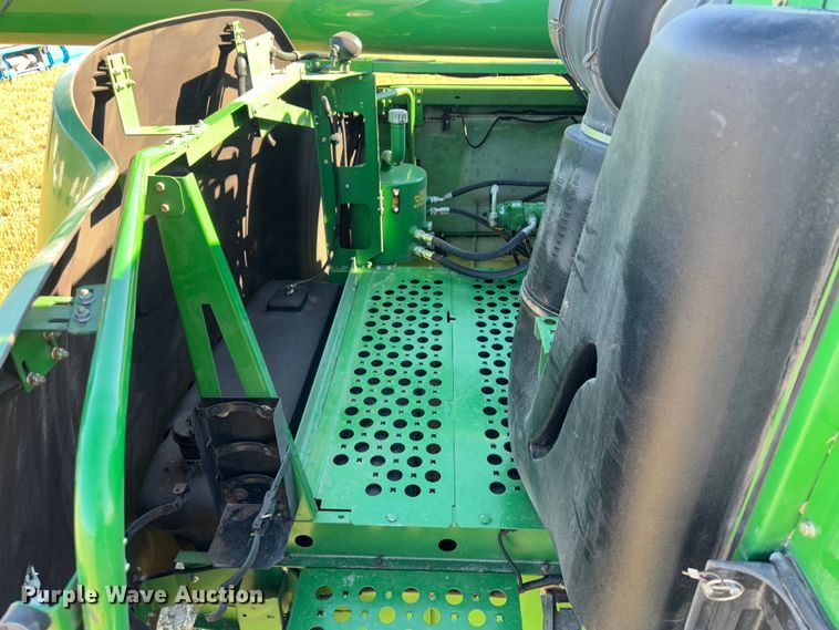 image for item DH1772 2011 John Deere 9770 STS  combine