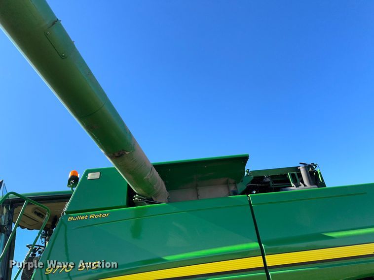 image for item DH1772 2011 John Deere 9770 STS  combine