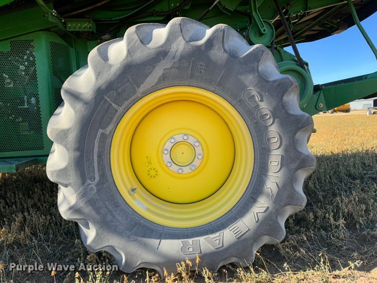 image for item DH1772 2011 John Deere 9770 STS  combine