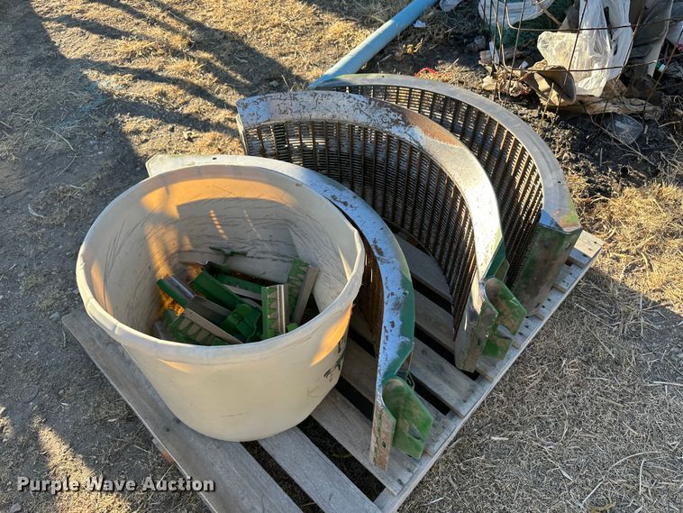 image for item DH1772 2011 John Deere 9770 STS  combine