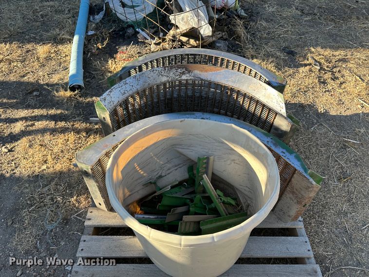 image for item DH1772 2011 John Deere 9770 STS  combine