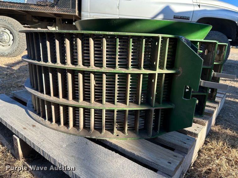 image for item DH1772 2011 John Deere 9770 STS  combine